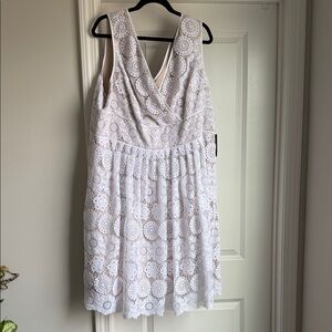 Adrienna Papell White Lace Dress